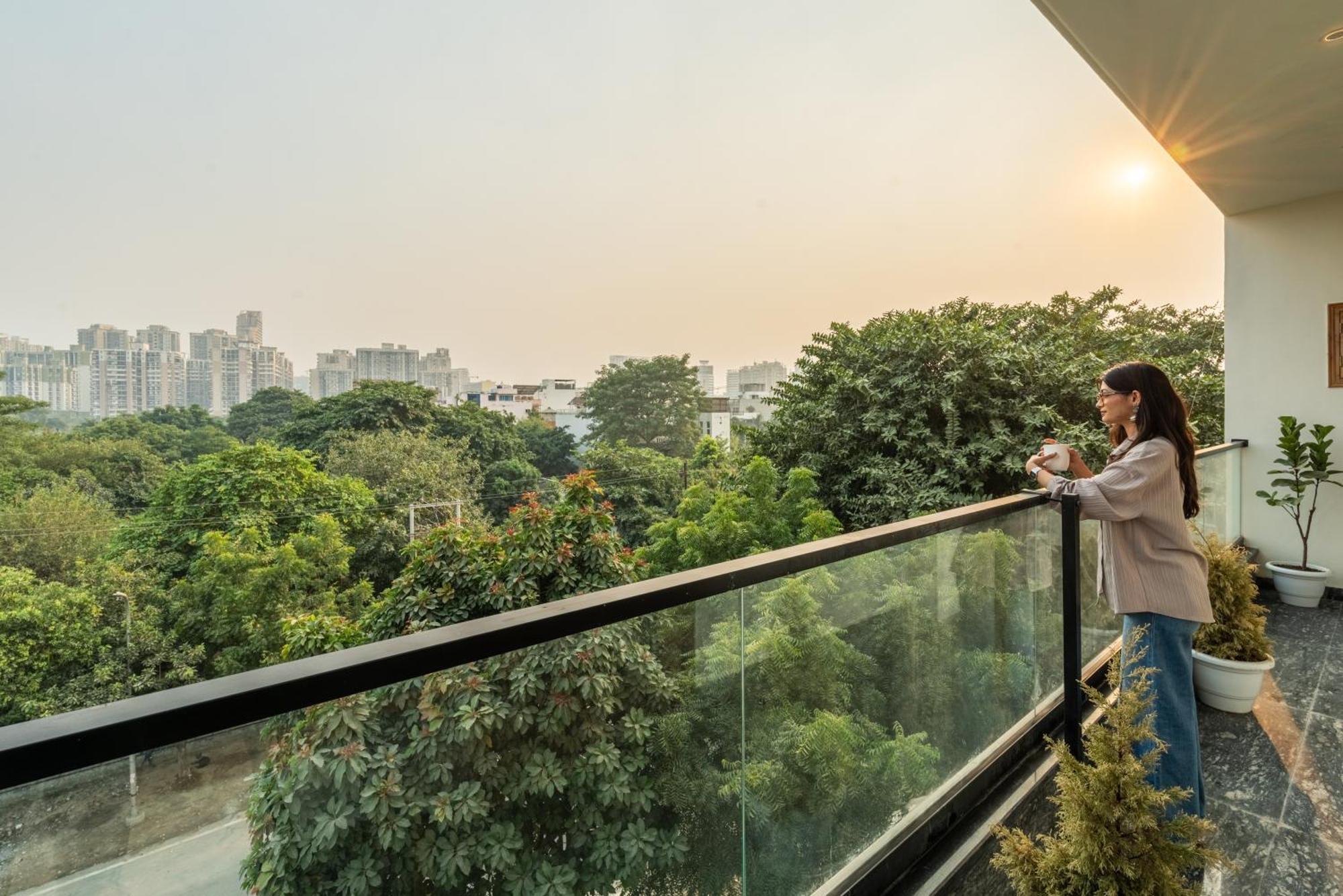 Lime Tree Hotel & One Bhk Serviced Apartment Noida - Sector 50 Metro Buitenkant foto